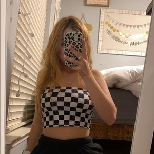 CUTE checkered tube top!